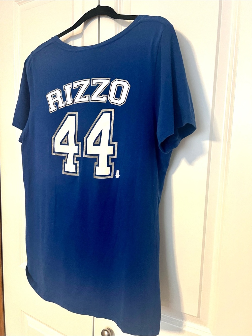 Official MLB Chicago Cubs Women’s V-Neck Tee, Anthony Rizzo 44 - Picture 8 of 10